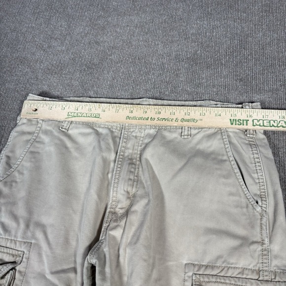 Levis Cargo Shorts Mens 33 Ivory Beige Cotton Baggy Heavy Workwear Skater Y2K - Picture 6 of 9